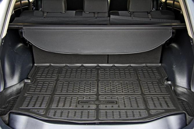 Toyota RAV4 IV (XA40) Рестайлинг с пробегом 2015 года, цена 2 631 900 рублей, 181327 км, внедорожник, Автокод Объявления