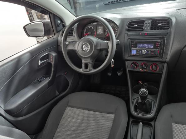 Volkswagen Polo V с пробегом 2014 года, цена 682 800 рублей, 402345 км, седан, Автокод Объявления