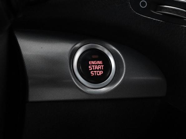Kia Sorento II Рестайлинг с пробегом 2014 года, цена 1 699 000 рублей, 141718 км, внедорожник, Автокод Объявления