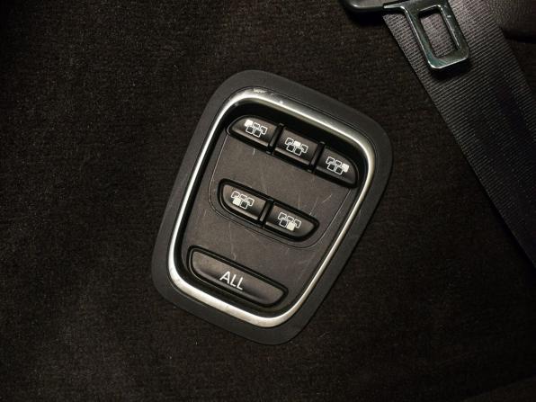 Renault Espace V с пробегом 2017 года, цена 1 665 995 рублей, 324039 км, минивэн, Автокод Объявления