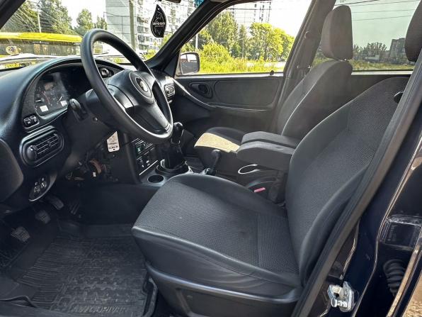 Chevrolet Niva I Рестайлинг с пробегом 2015 года, цена 565 000 рублей, 79366 км, внедорожник, Автокод Объявления