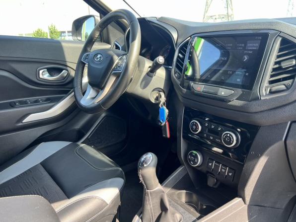 Lada (ВАЗ) XRAY I с пробегом 2019 года, цена 970 001 рубль, 109000 км, хэтчбек, Автокод Объявления