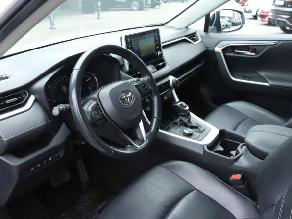 Toyota RAV4 V (XA50) с пробегом 2020 года, цена 3 480 000 рублей, 88968 км, внедорожник, Автокод Объявления
