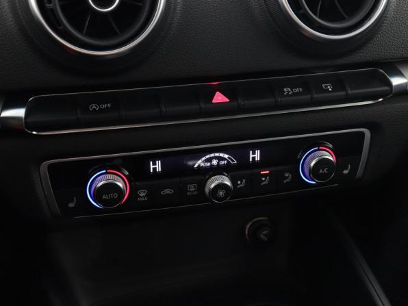 Audi A3 III (8V) с пробегом 2014 года, цена 1 097 000 рублей, 146551 км, хэтчбек, Автокод Объявления