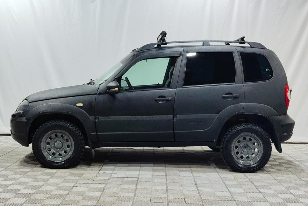 Chevrolet Niva I Рестайлинг Нижневартовск  - изображение 8