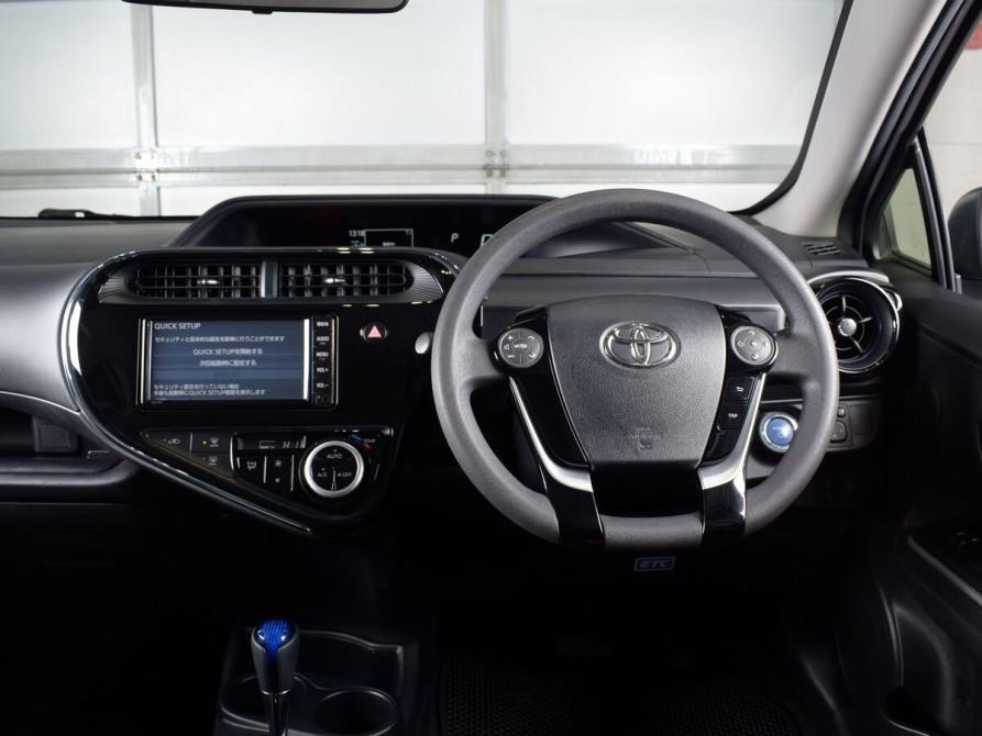 Toyota Aqua I Рестайлинг 2 Кемерово  - изображение 8
