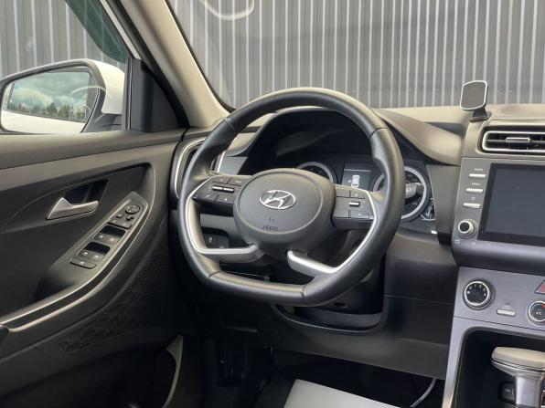 Hyundai Creta II с пробегом 2022 года, цена 2 157 000 рублей, 70641 км, внедорожник, Автокод Объявления