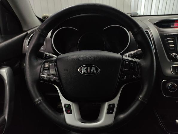 Kia Sorento II Рестайлинг с пробегом 2012 года, цена 1 290 000 рублей, 358910 км, внедорожник, Автокод Объявления