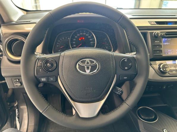 Toyota RAV4 IV (XA40) с пробегом 2013 года, цена 1 850 000 рублей, 200000 км, внедорожник, Автокод Объявления