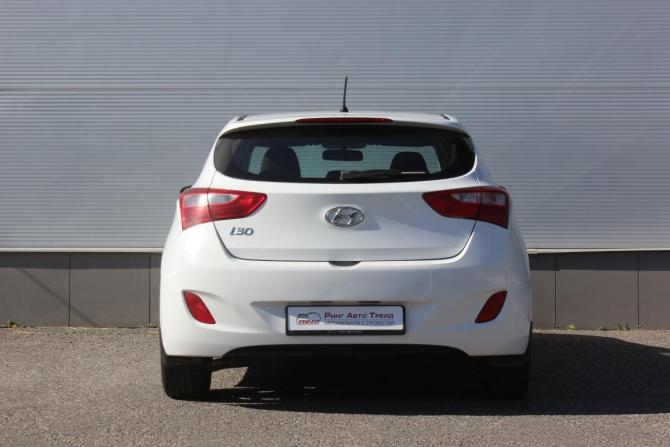 Hyundai i30 II Рестайлинг с пробегом 2015 года, цена 603 000 рублей, 202835 км, хэтчбек, Автокод Объявления