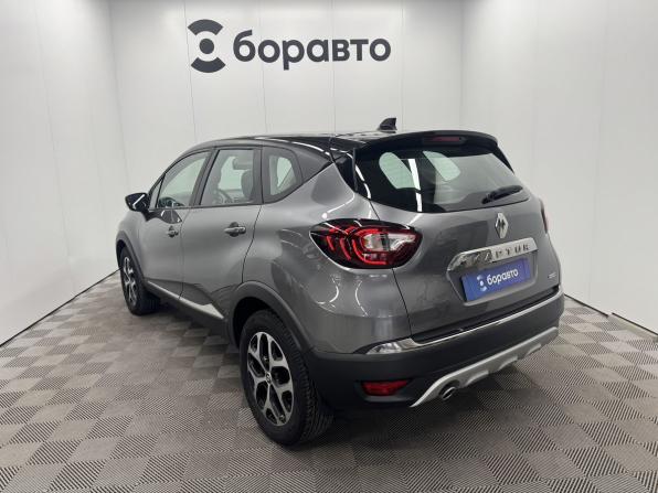 Renault Kaptur I Рестайлинг с пробегом 2021 года, цена 1 799 000 рублей, 95083 км, внедорожник, Автокод Объявления
