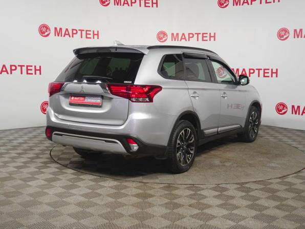 Mitsubishi Outlander III Рестайлинг 3 с пробегом 2021 года, цена 2 649 000 рублей, 82346 км, внедорожник, Автокод Объявления