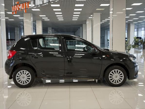 Renault Sandero II с пробегом 2015 года, цена 579 000 рублей, 165826 км, хэтчбек, Автокод Объявления