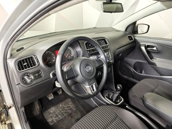 Volkswagen Polo V с пробегом 2012 года, цена 693 000 рублей, 209618 км, седан, Автокод Объявления