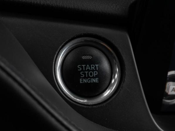 Mazda 6 III (GJ) Рестайлинг 2 с пробегом 2019 года, цена 2 288 000 рублей, 89597 км, седан, Автокод Объявления