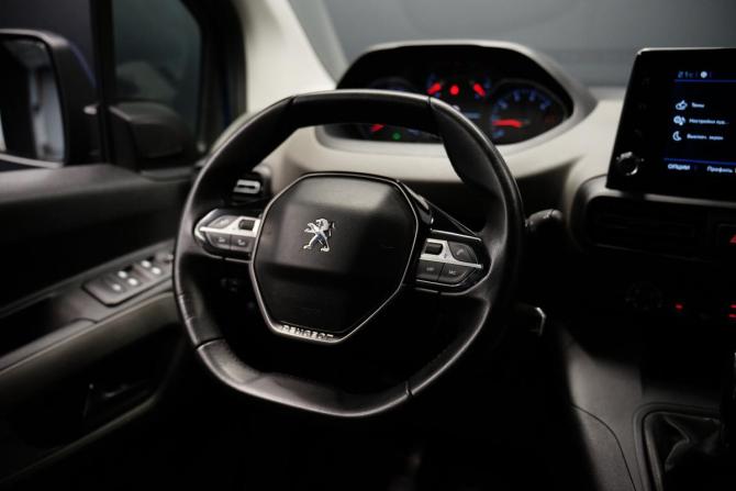Peugeot Rifter I с пробегом 2020 года, цена 1 940 000 рублей, 108500 км, минивэн, Автокод Объявления