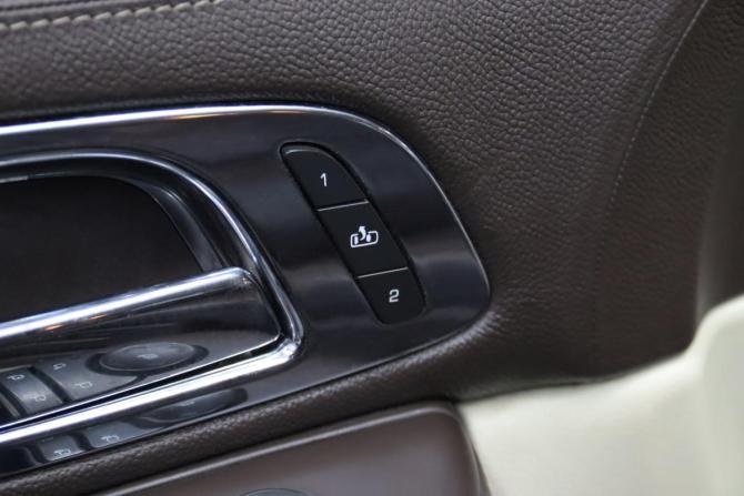 Cadillac Escalade III с пробегом 2013 года, цена 2 460 650 рублей, 316194 км, внедорожник, Автокод Объявления