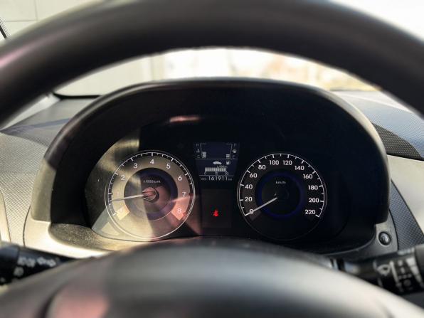 Hyundai Solaris I с пробегом 2013 года, цена 615 000 рублей, 161800 км, хэтчбек, Автокод Объявления