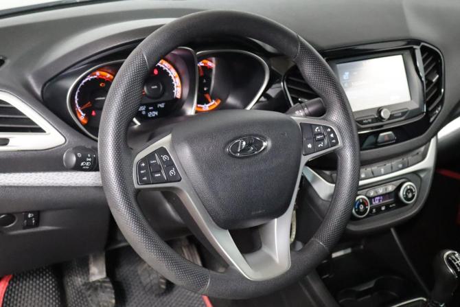 Lada (ВАЗ) Vesta I с пробегом 2019 года, цена 819 000 рублей, 171000 км, седан, Автокод Объявления