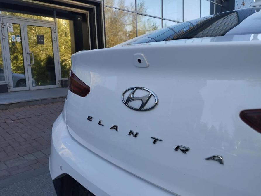 Hyundai Elantra VI (AD) Рестайлинг Екатеринбург  - изображение 11