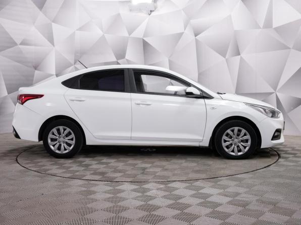 Hyundai Solaris II с пробегом 2020 года, цена 1 498 000 рублей, 123496 км, седан, Автокод Объявления