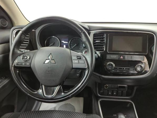 Mitsubishi Outlander III Рестайлинг 3 с пробегом 2018 года, цена 1 745 000 рублей, 147921 км, внедорожник, Автокод Объявления