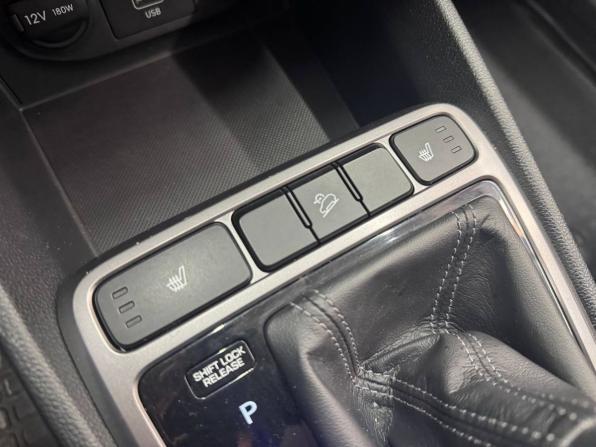 Hyundai Creta I с пробегом 2019 года, цена 1 819 000 рублей, 94000 км, внедорожник, Автокод Объявления