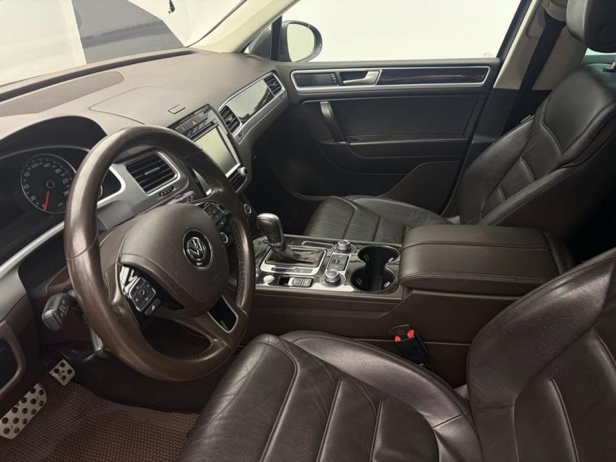 Volkswagen Touareg II Рестайлинг Ростов-на-Дону  - изображение 18