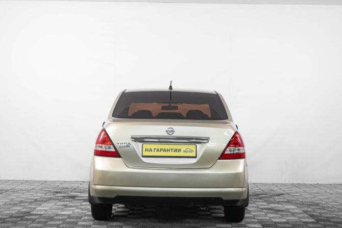 Nissan Tiida I Рестайлинг с пробегом 2009 года, цена 549 000 рублей, 245000 км, седан, Автокод Объявления