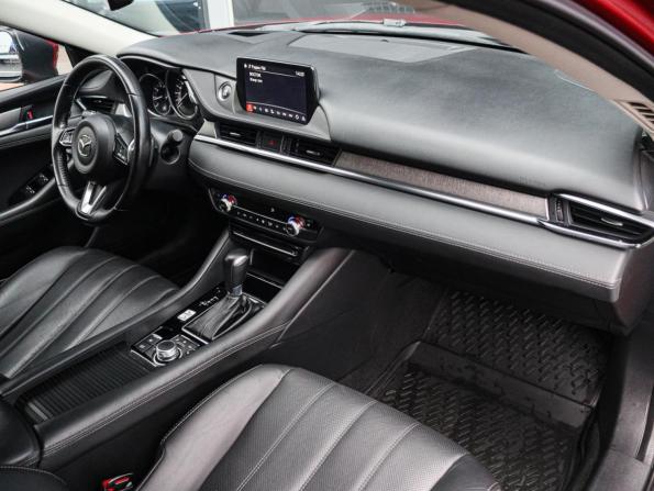 Mazda 6 III (GJ) Рестайлинг 2 с пробегом 2019 года, цена 2 790 000 рублей, 53482 км, седан, Автокод Объявления