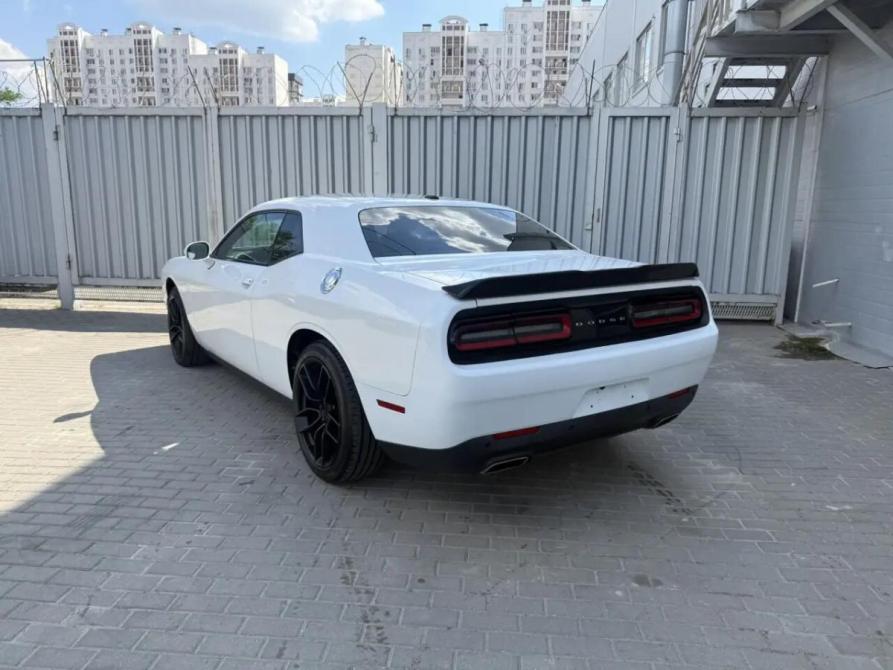Dodge Challenger III Рестайлинг 2 Ростов-на-Дону  - изображение 6