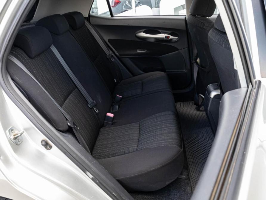 Toyota Auris I Краснодар  - изображение 7