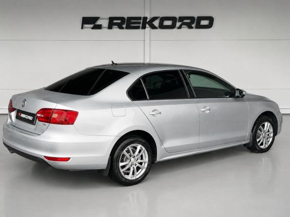 Volkswagen Jetta VI Рестайлинг с пробегом 2014 года, цена 1 249 000 рублей, 190000 км, седан, Автокод Объявления