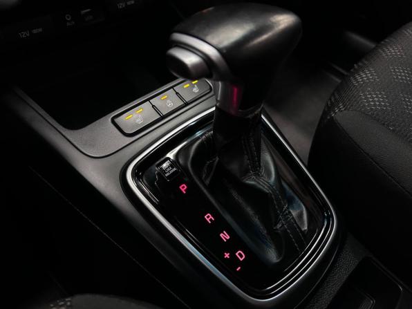 Kia Rio IV с пробегом 2019 года, цена 1 290 000 рублей, 130969 км, хэтчбек, Автокод Объявления