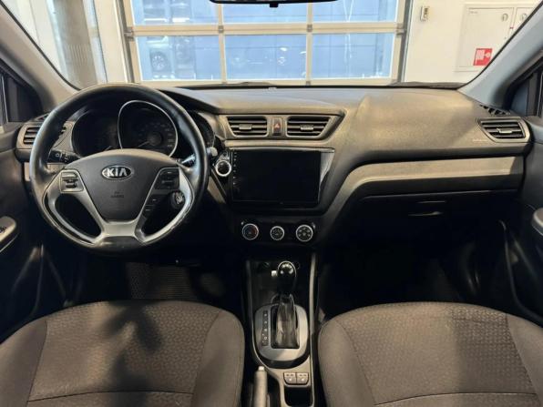 Kia Rio III Рестайлинг с пробегом 2015 года, цена 859 000 рублей, 238702 км, хэтчбек, Автокод Объявления