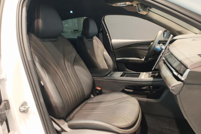 Новый Geely Preface I 2026 года, цена 3 129 990 рублей, седан, Автокод Объявления