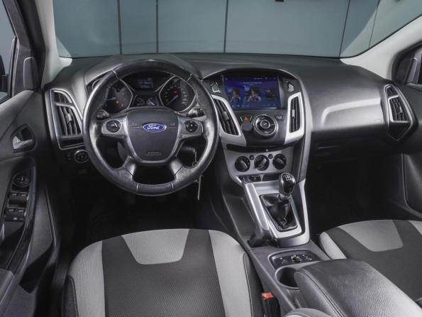 Ford Focus III с пробегом 2012 года, цена 899 000 рублей, 161758 км, хэтчбек, Автокод Объявления