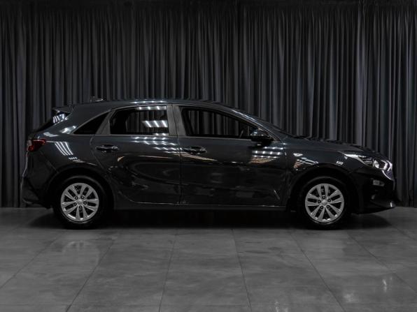 Kia Ceed III с пробегом 2018 года, цена 1 699 000 рублей, 42952 км, хэтчбек, Автокод Объявления