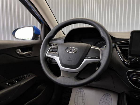 Hyundai Solaris II с пробегом 2019 года, цена 1 197 000 рублей, 181130 км, седан, Автокод Объявления