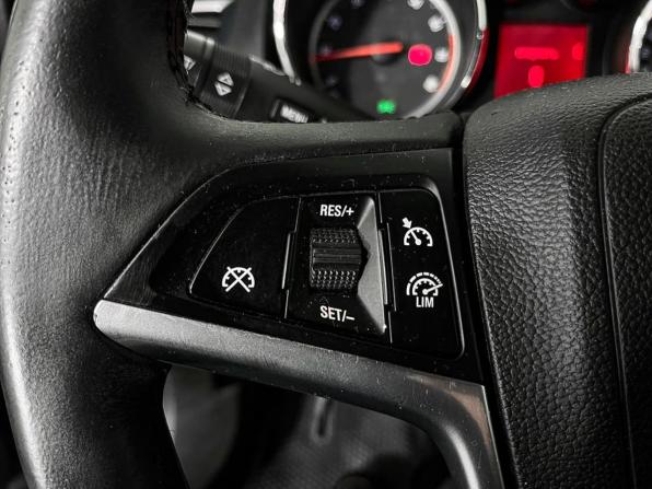 Opel Astra J Рестайлинг с пробегом 2013 года, цена 775 000 рублей, 201999 км, универсал, Автокод Объявления