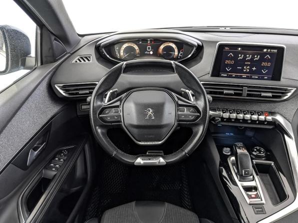 Peugeot 5008 II с пробегом 2018 года, цена 1 999 000 рублей, 88974 км, внедорожник, Автокод Объявления