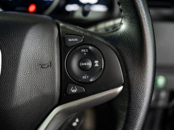 Honda Fit III Рестайлинг с пробегом 2018 года, цена 1 200 000 рублей, 100851 км, хэтчбек, Автокод Объявления