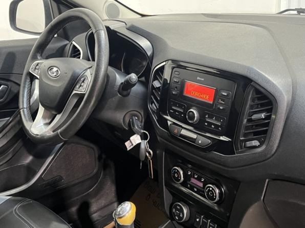 Lada (ВАЗ) XRAY I с пробегом 2020 года, цена 919 700 рублей, 121396 км, хэтчбек, Автокод Объявления