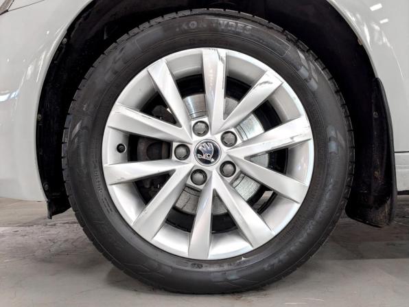 Skoda Octavia III (A7) Рестайлинг с пробегом 2019 года, цена 1 785 000 рублей, 76921 км, лифтбек, Автокод Объявления