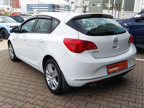 Opel Astra J с пробегом 2012 года, цена 829 000 рублей, 102000 км, хэтчбек, Автокод Объявления