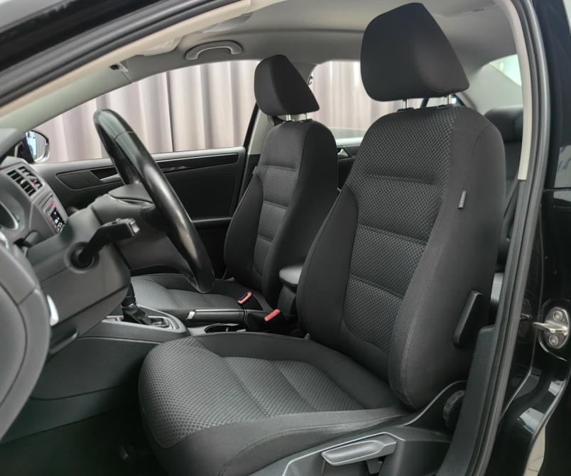 Volkswagen Jetta VI Рестайлинг Подольск  - изображение 6