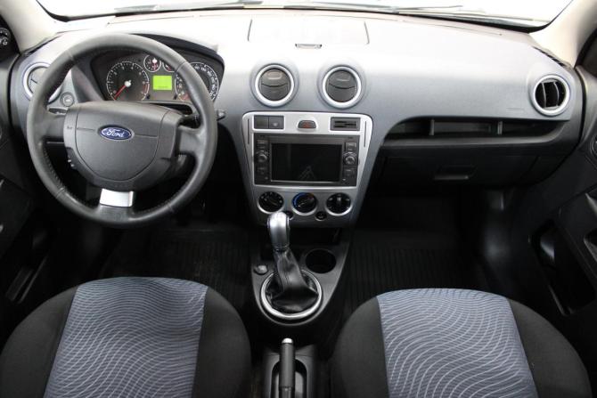 Ford Fusion I Рестайлинг с пробегом 2010 года, цена 495 000 рублей, 136944 км, хэтчбек, Автокод Объявления