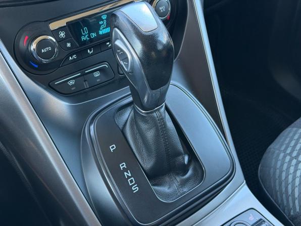 Ford Kuga II с пробегом 2013 года, цена 1 149 000 рублей, 140567 км, внедорожник, Автокод Объявления