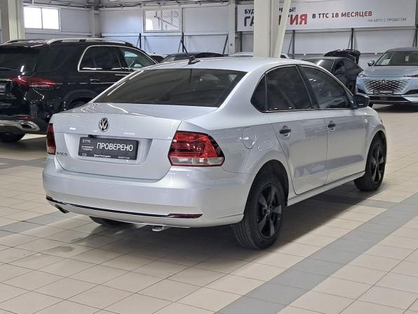 Volkswagen Polo V Рестайлинг с пробегом 2017 года, цена 1 150 000 рублей, 108000 км, седан, Автокод Объявления