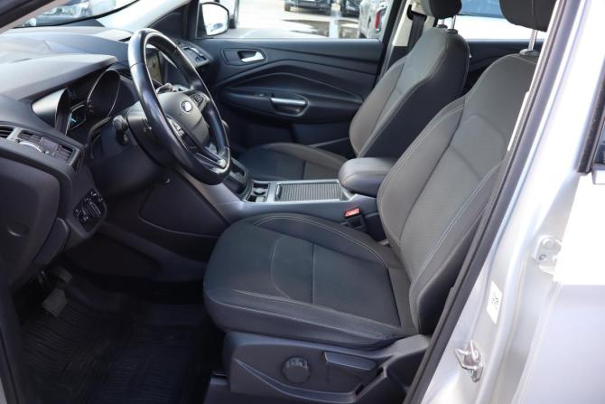 Ford Kuga II Рестайлинг с пробегом 2018 года, цена 1 599 000 рублей, 125000 км, внедорожник, Автокод Объявления